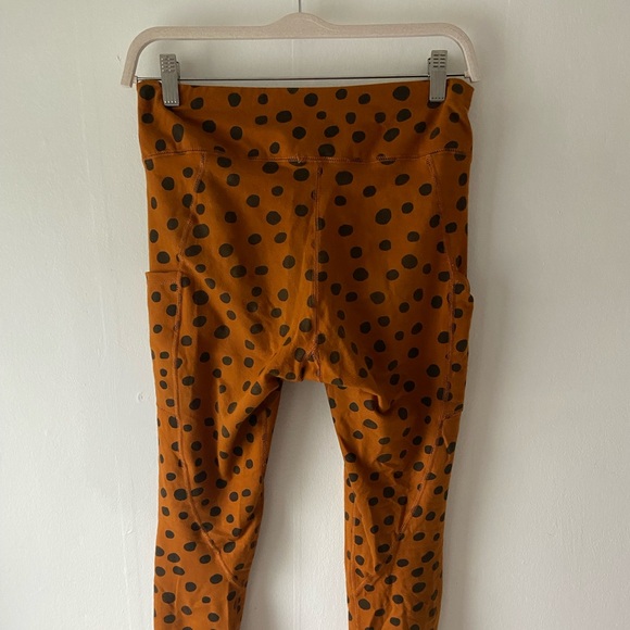 Pact Medium Pocket Legging - Picture 5 of 5